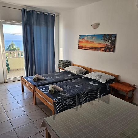 Apartments Zemunik Омиш Экстерьер фото