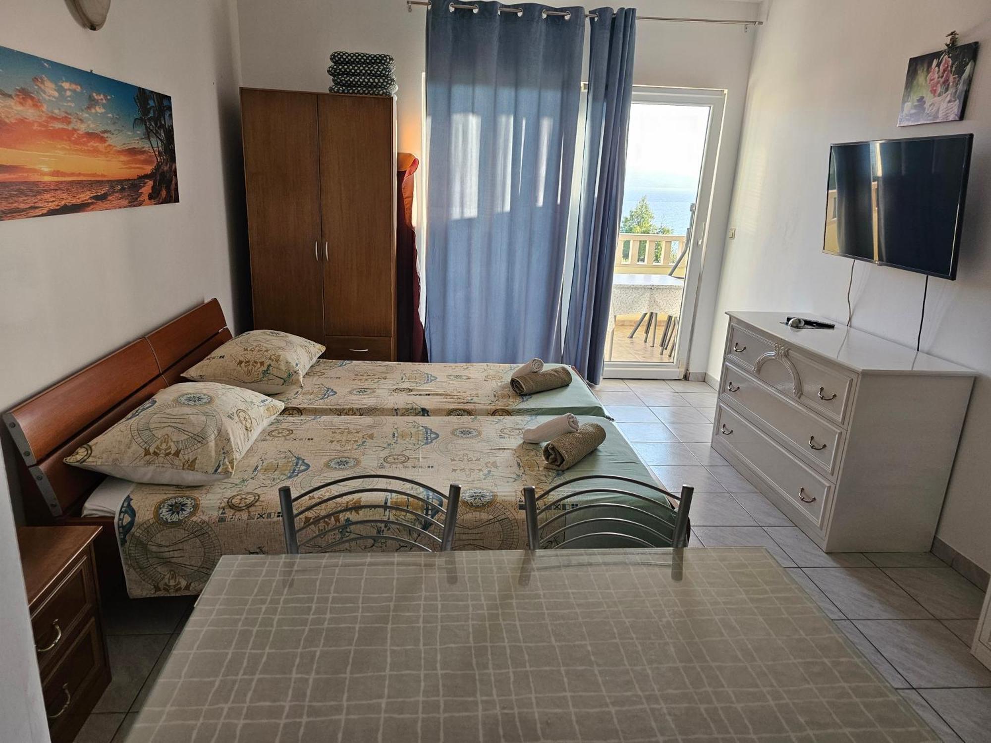 Apartments Zemunik Омиш Экстерьер фото
