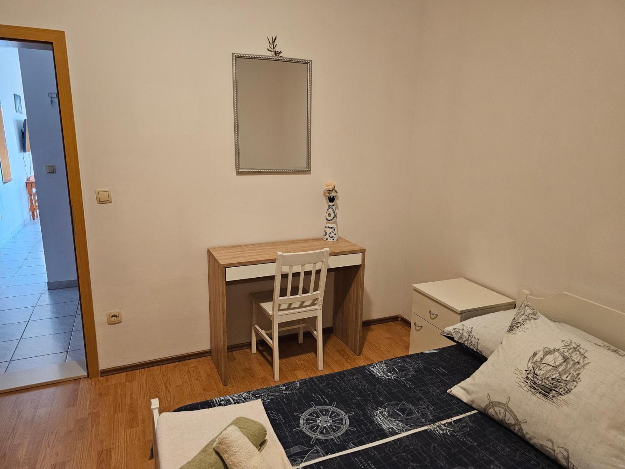 Apartments Zemunik Омиш Экстерьер фото