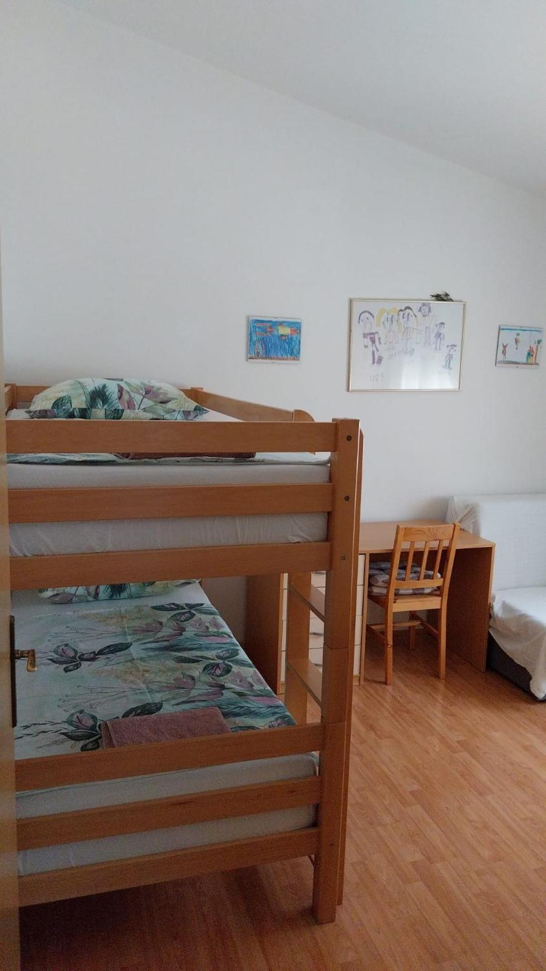 Apartments Zemunik Омиш Экстерьер фото