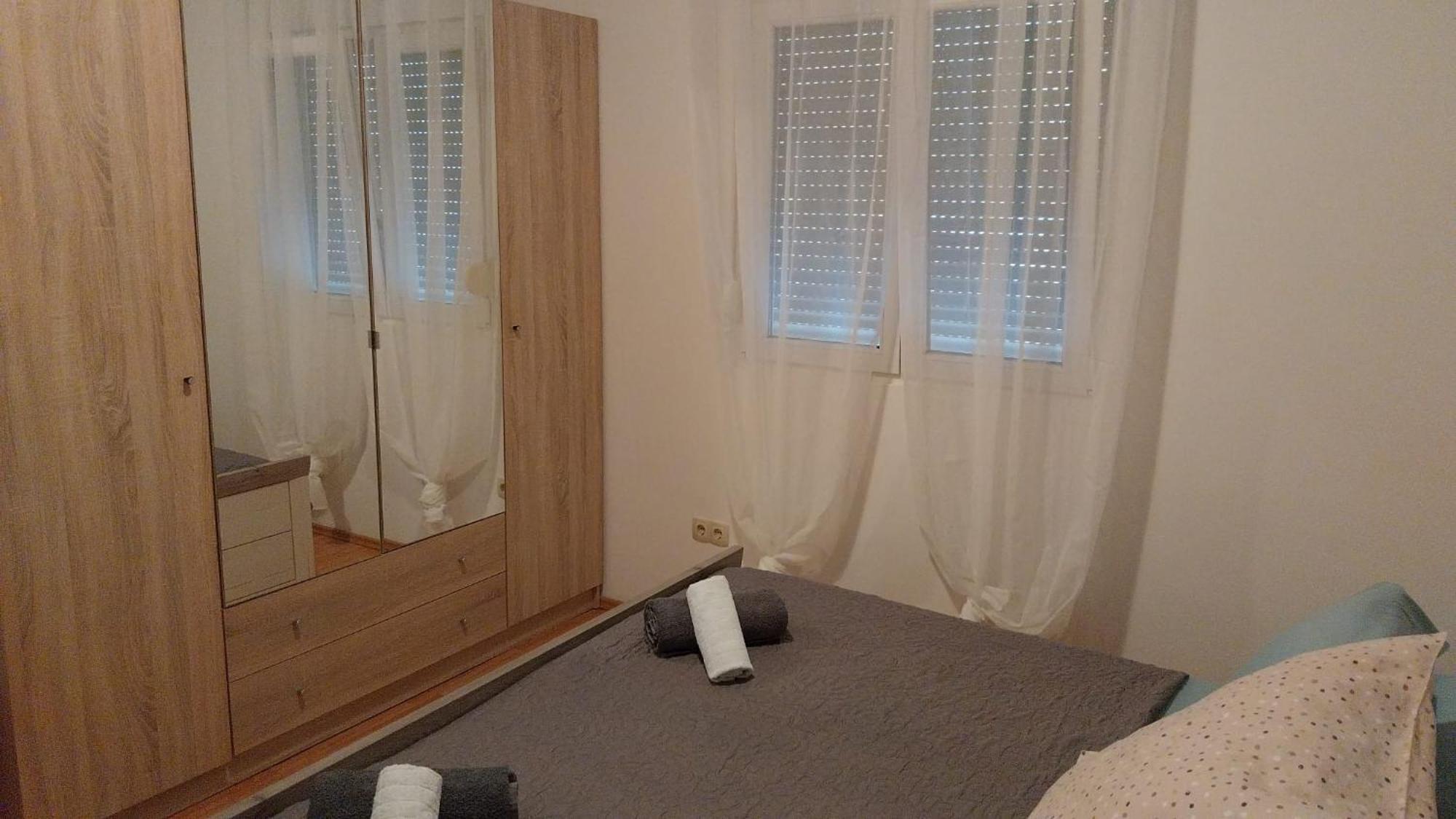 Apartments Zemunik Омиш Экстерьер фото