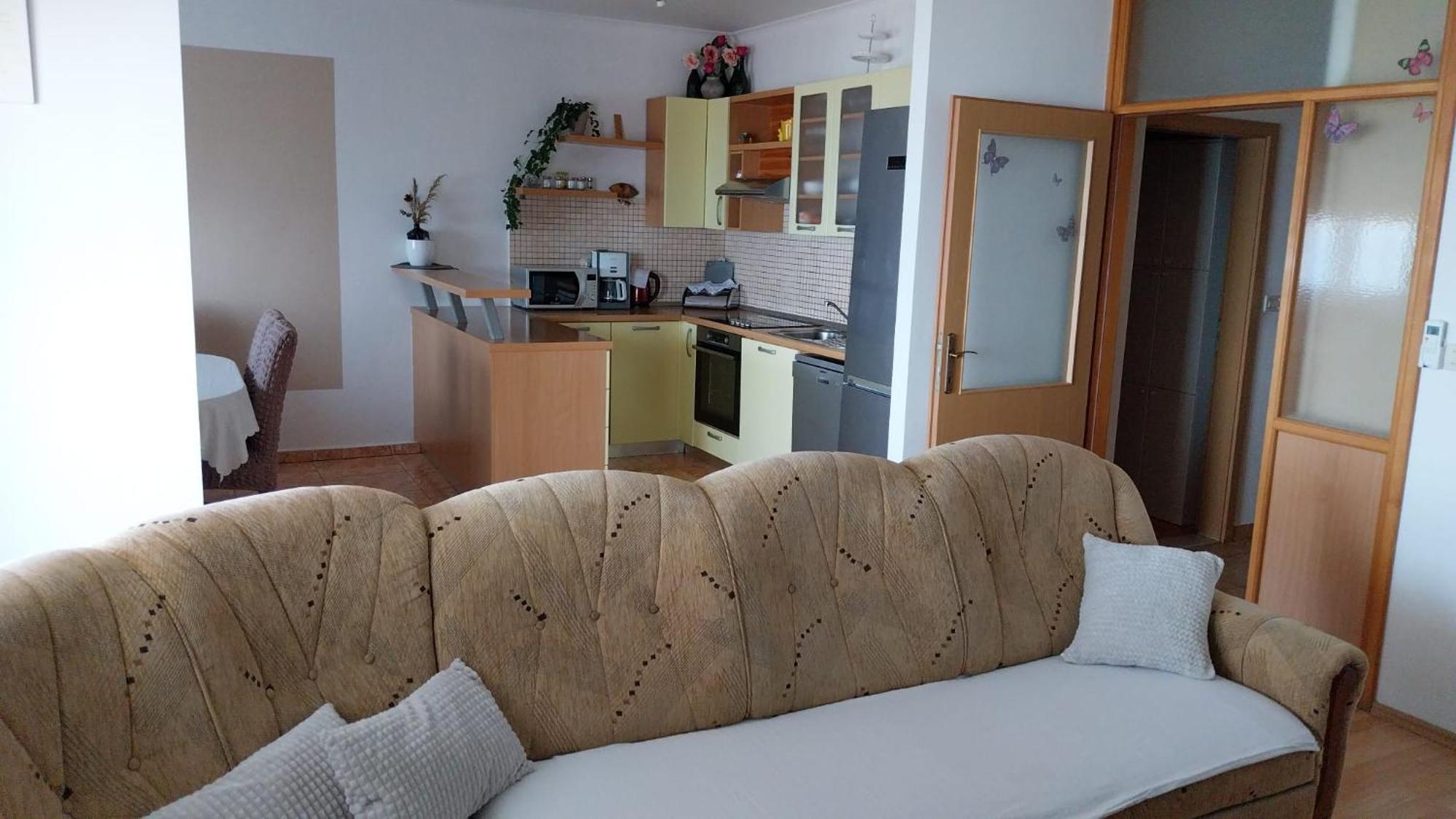 Apartments Zemunik Омиш Экстерьер фото