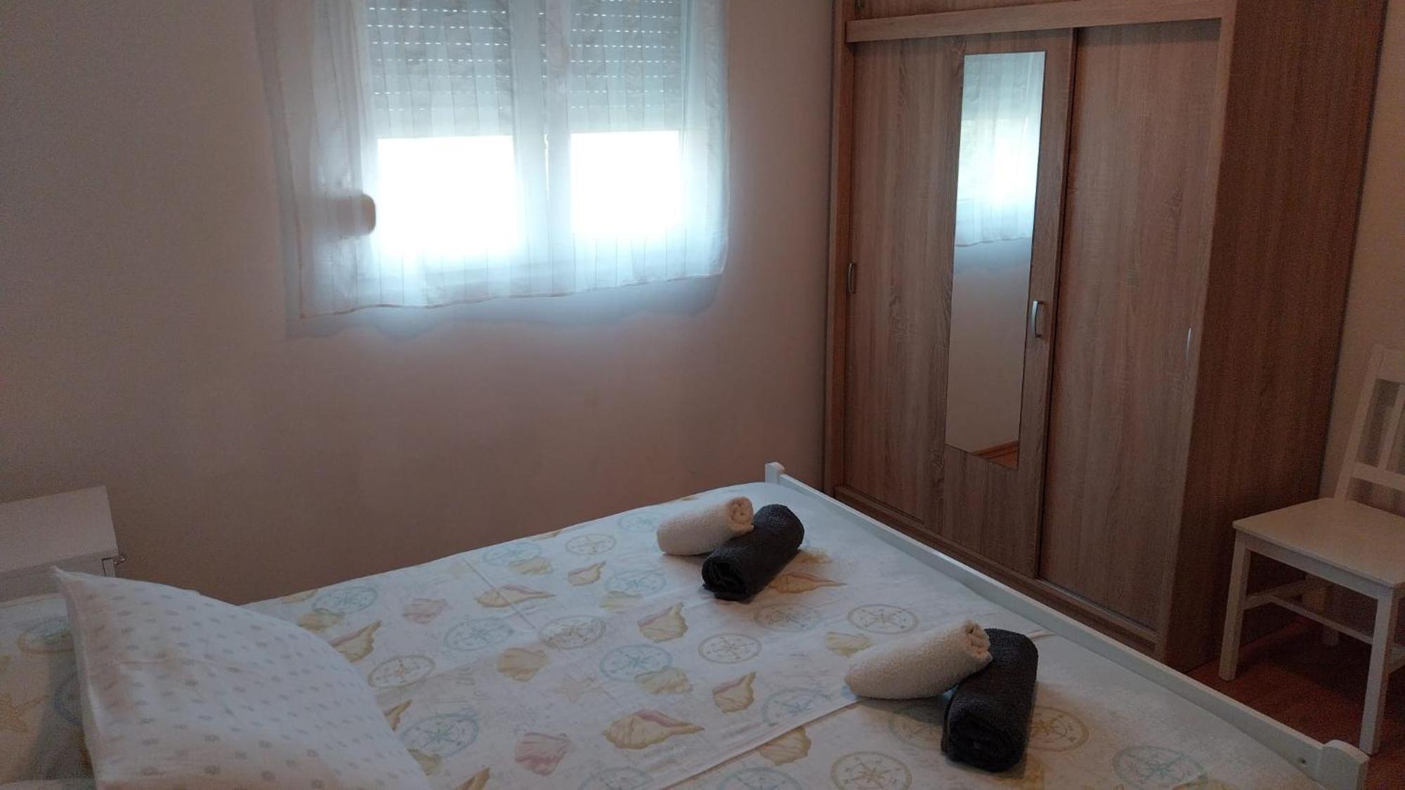 Apartments Zemunik Омиш Экстерьер фото
