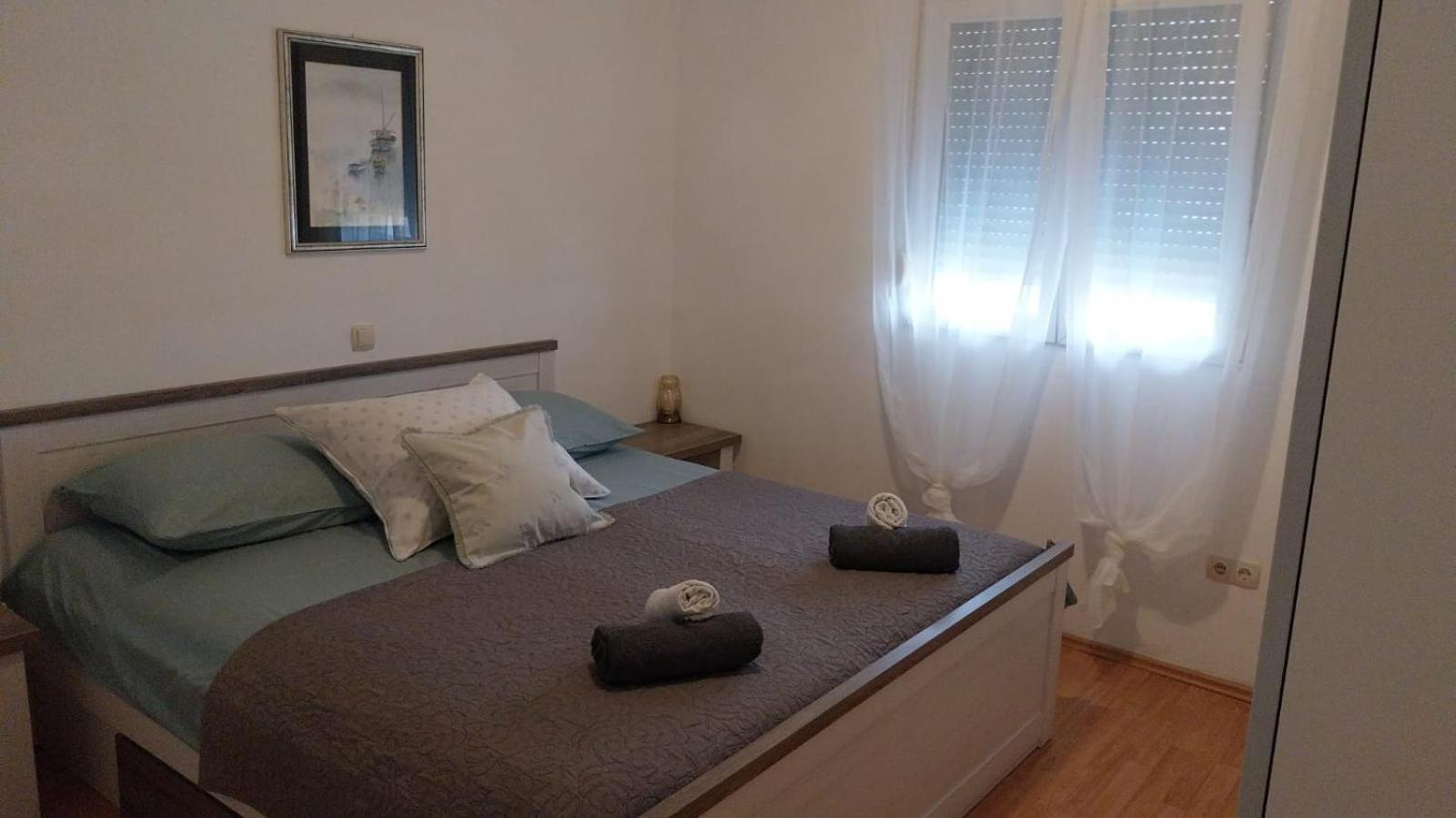 Apartments Zemunik Омиш Экстерьер фото