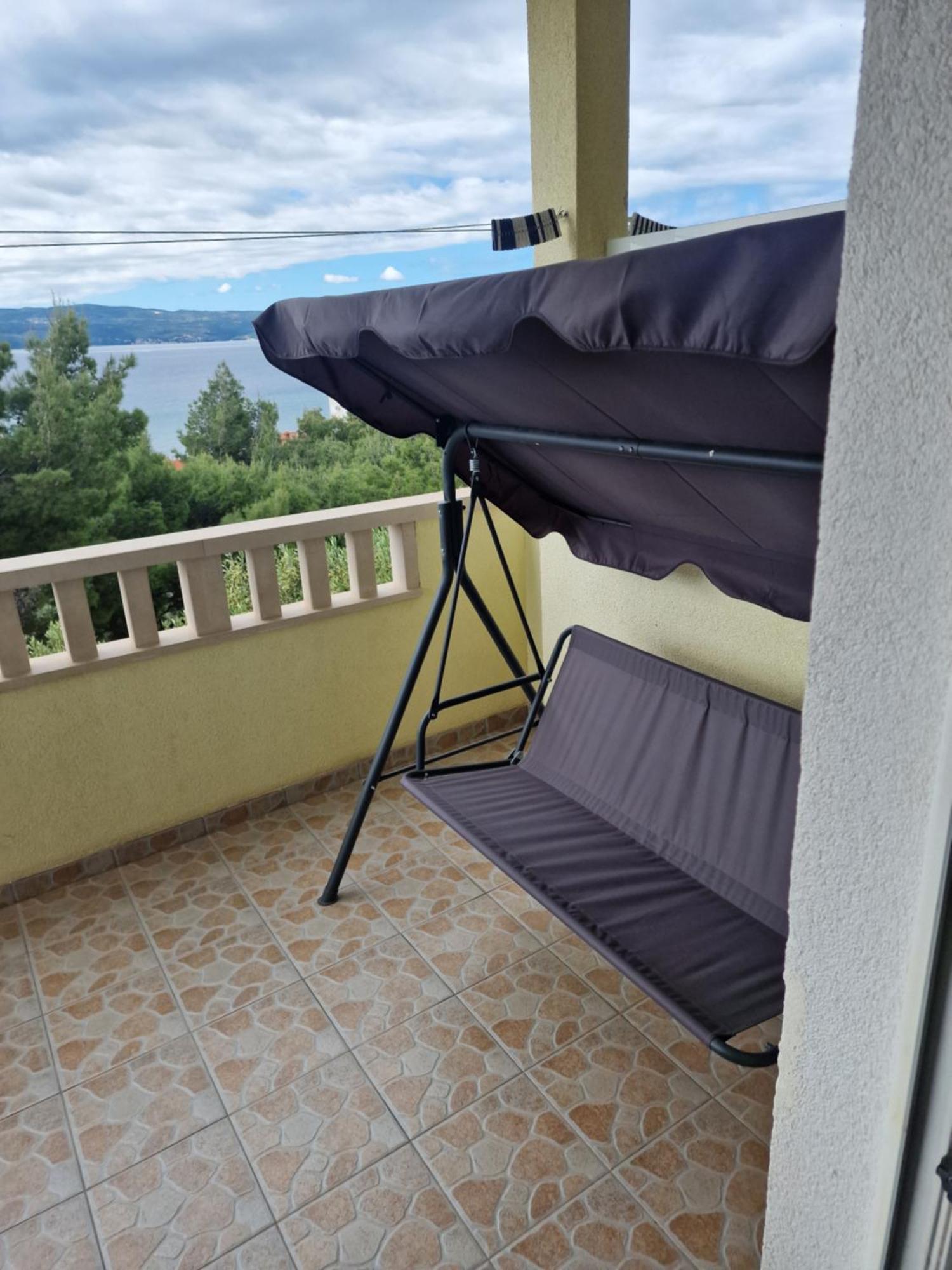 Apartments Zemunik Омиш Экстерьер фото