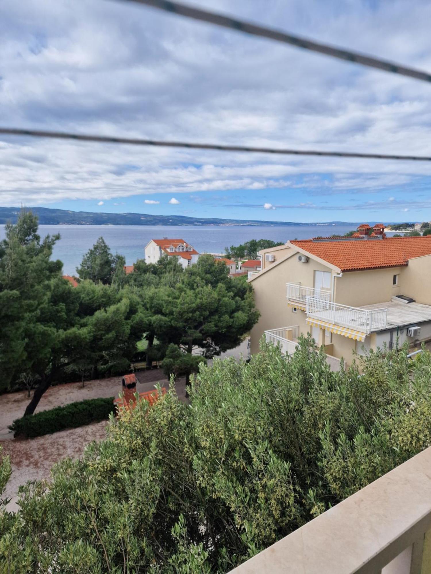 Apartments Zemunik Омиш Экстерьер фото